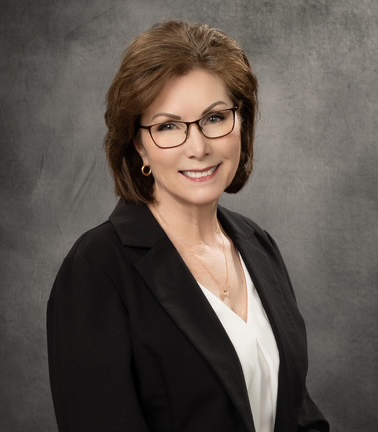 Lana Hobbs Sales Associate in Durant & Madill, OK | Sparlin Realty